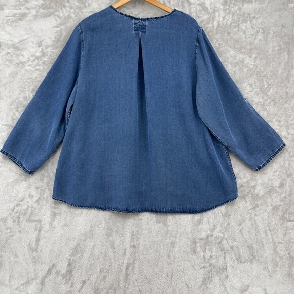 Soft Surroundings V-Neck Tencel Roll Tab Sleeve Blue Chambray Boho Top - Picture 7 of 11